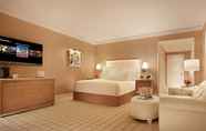 Bedroom 4 Encore Boston Harbor