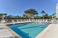 Swimming Pool Eagle Cay Building 5-602