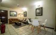 Sảnh chờ 5 Protea Park Self Catering