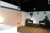 Toilet Kamar Hotel Monsoon - Adults Only