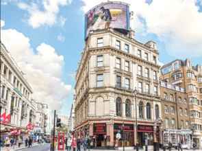 Exterior 4 Luxury Flat with Panoramic View of Piccadilly Circus