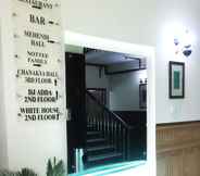 ล็อบบี้ 5 Hotel Radhika Regency