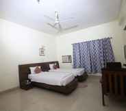 Bilik Tidur 2 Hotel Radhika Regency