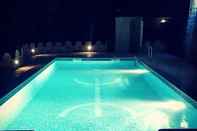 Swimming Pool Dar Ayed Tamezret