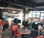 Bar, Cafe and Lounge 3 Ramada Suites by Wyndham Manukau