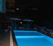 Swimming Pool 3 Meltem Hotel