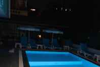 Swimming Pool Meltem Hotel