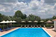 Swimming Pool Castle View Bungalows