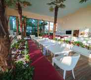 Restoran 7 Hotel Perla Beach Luxury