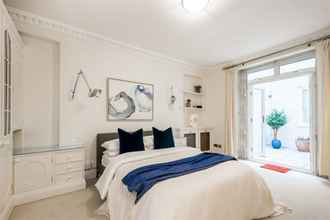 Bedroom 4 Cleveland Square Mansions