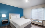 Kamar Tidur 2 WoodSpring Suites Chicago Addison