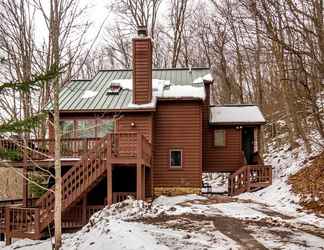 Exterior 2 The Cabin