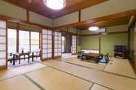 ห้องนอน Takezono Ryokan