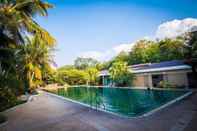 Swimming Pool Leelawalai Rest Hotel