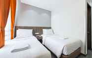 Kamar Tidur 6 Eighty Eight Hotel