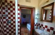 In-room Bathroom 2 B&b Casale Ansamagi