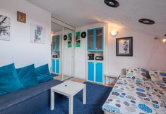 Others 6 TOP CENTRAL Hideout close to Everything AC + WIFI + TV