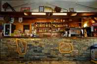 Bar, Kafe, dan Lounge Hotel Spa Gran Paradiso
