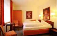 Kamar Tidur 6 Burg-Hotel Cochem