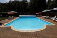 Swimming Pool Les Chalets Du Grand Recoin