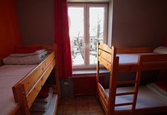 寝室 5 Hostel One Momotown