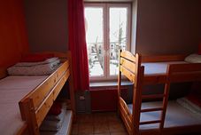 寝室 Hostel One Momotown