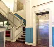 Lobby 5 Gorgeous Royal Mile Mansion Apartment