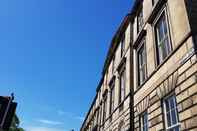 Exterior Classy Historic Edinburgh Apartment