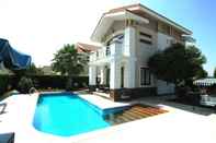 Kolam Renang Belek Lgt Villa 1 by Belek Rental