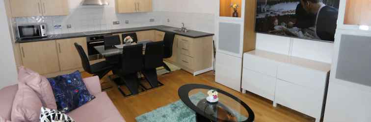 Kamar Tidur Beautiful 2 beds Woolwich Central Apt