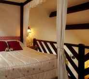 Bedroom 4 Milton's Country Lodge