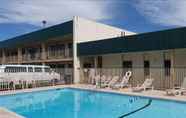 Swimming Pool 7 Stay Express Inn North Charleston