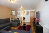 Common Space 2 Beds Riverview HillHouse Apartment