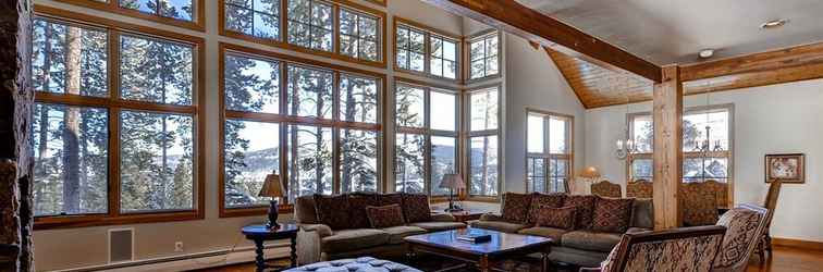 Lobby Breck_westridge