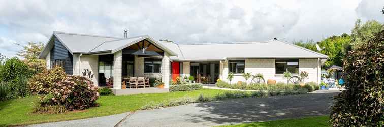 Exterior Glenbervie Cottages and Bed & Breakfast