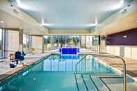 Swimming Pool Home2 Suites by Hilton Portland Hillsboro