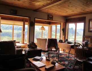 Lobby 2 Stikine View Lodge