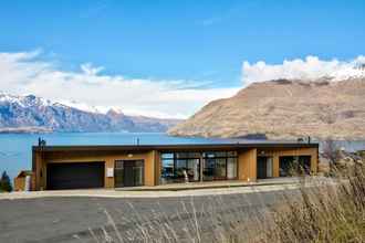 Exterior 4 Falcon's View Queenstown