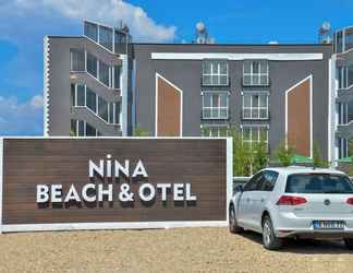 Luar Bangunan 2 Aqua Nina Hotel