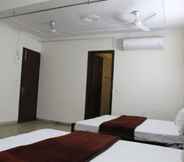 Bedroom 4 Hotel South Delhi Inn