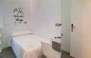 Bedroom 3 Mi Casa Inn - Residencia Moncloa - Hostel