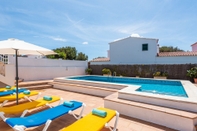 Swimming Pool Villa Miguels