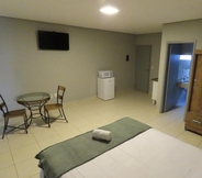 Kamar Tidur 2 Hotel Central De Lins