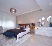 Bedroom 2 LxWay Apartments Tejo Luxury