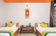 Kamar Tidur 7 Treebo Trip Yangsel