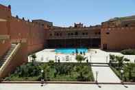 Swimming Pool Mandar Saghrou Tazakht Hotel