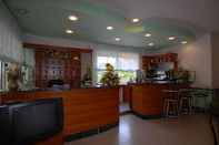 Bar, Kafe dan Lounge Hotel Patrizia