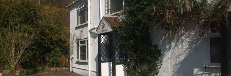 Exterior Cwmbach Cottages