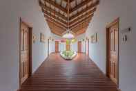 Lobby Cinnamon Velifushi Maldives