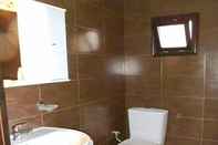 In-room Bathroom Studios Rania